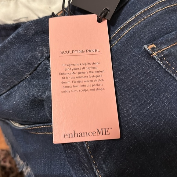 NWT Jen 7 short. Varying sizes. - Picture 5 of 6